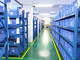 仓库照 - 东晟唇形密封圈